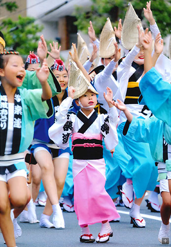 「立派に女踊り！」荒川京子